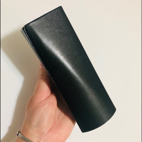 FENDI Twist Eyeglass Case - Picture 10 of 14